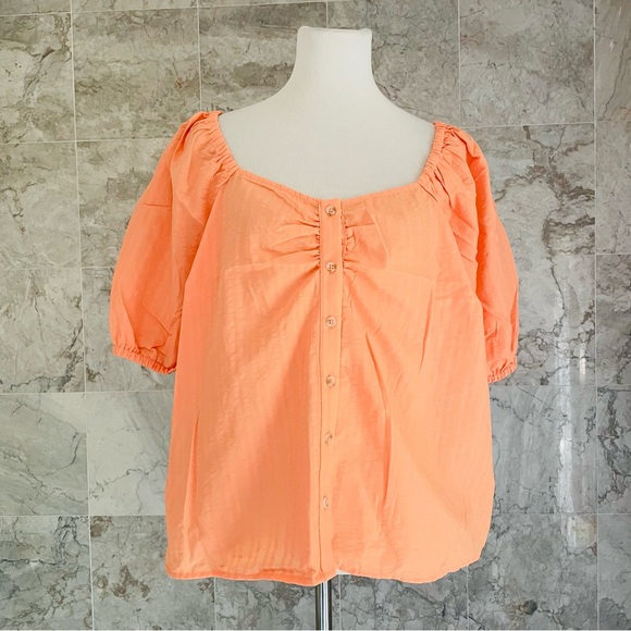 TORRID Papaya Punch Seersucker Button Front Crop Top - Picture 2 of 8